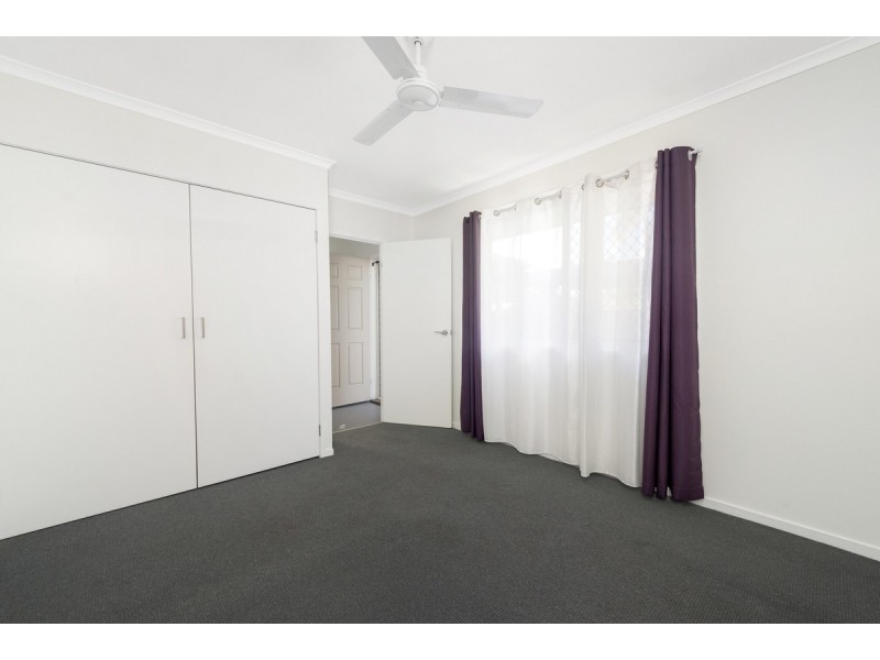 1/216 Olsen Avenue, Arundel QLD 4214