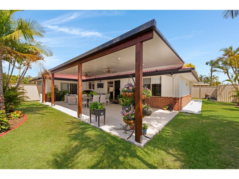 27 Halfway Drive, Ormeau QLD 4208