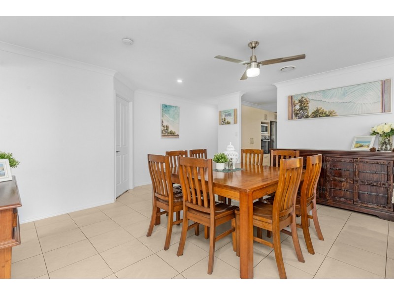 27 Halfway Drive, Ormeau QLD 4208