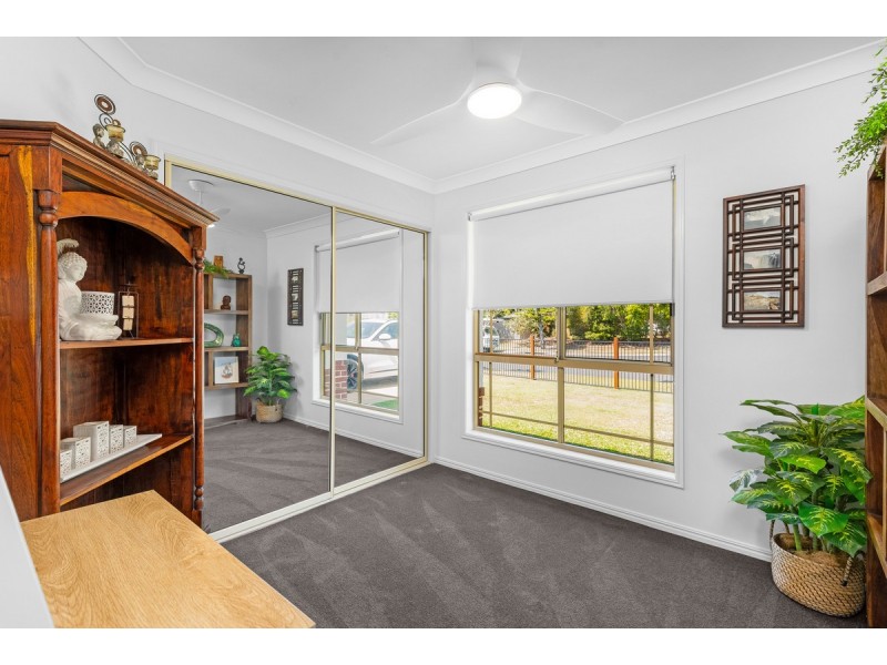 27 Halfway Drive, Ormeau QLD 4208