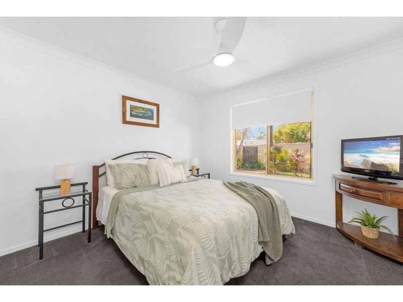 27 Halfway Drive, Ormeau QLD 4208
