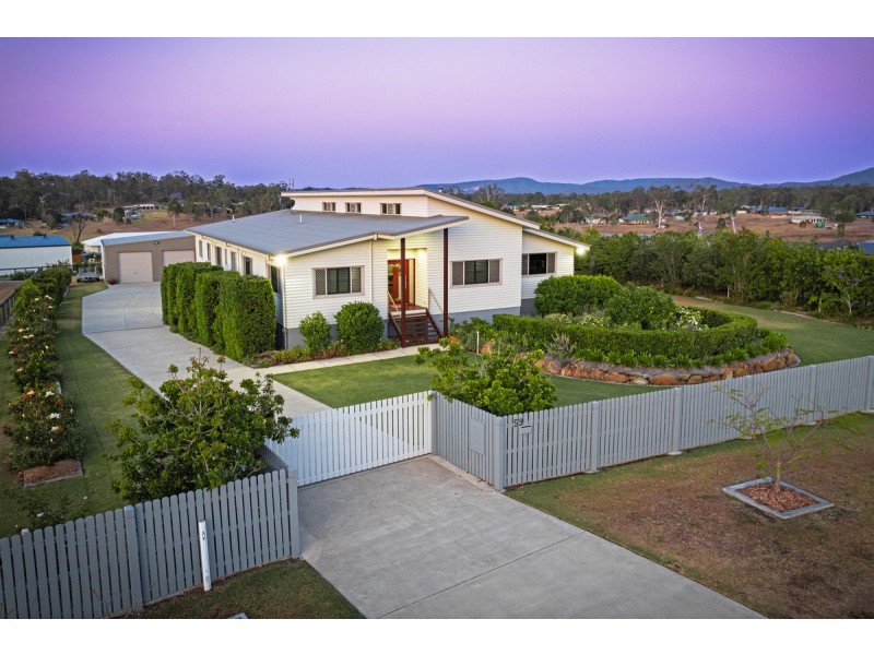 59-61 Martin Place, Tamborine QLD 4270