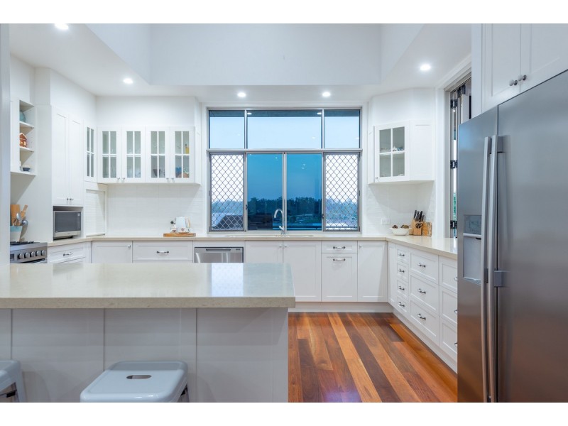 59-61 Martin Place, Tamborine QLD 4270