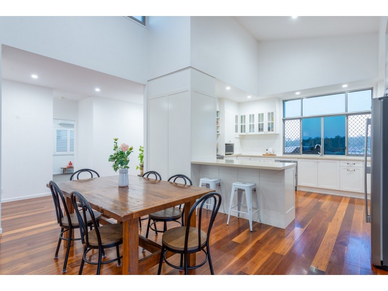 59-61 Martin Place, Tamborine QLD 4270