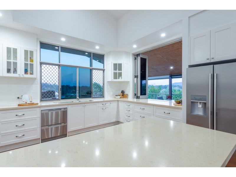 59-61 Martin Place, Tamborine QLD 4270