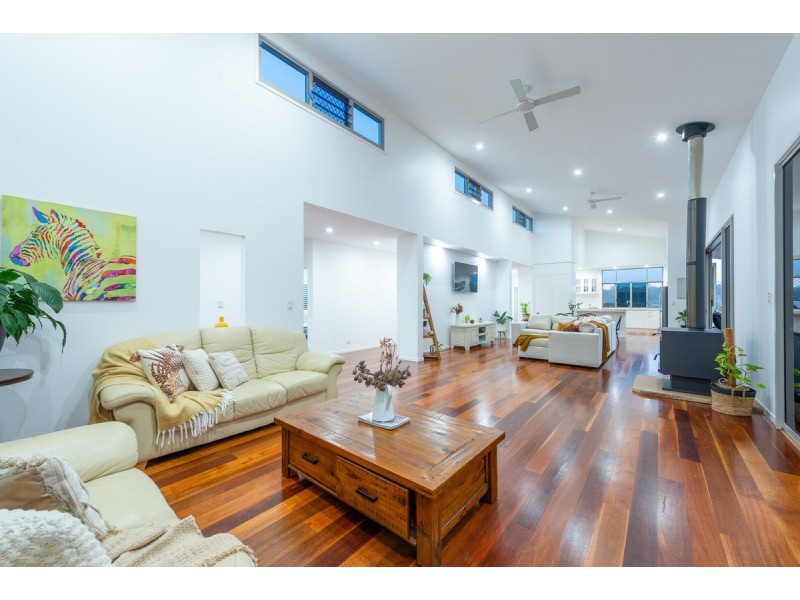 59-61 Martin Place, Tamborine QLD 4270