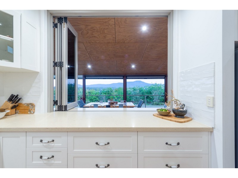 59-61 Martin Place, Tamborine QLD 4270