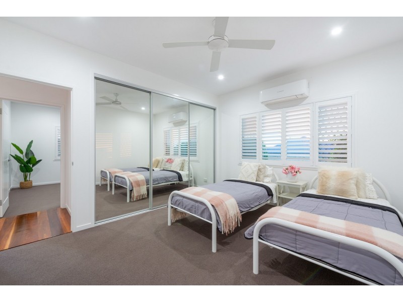 59-61 Martin Place, Tamborine QLD 4270