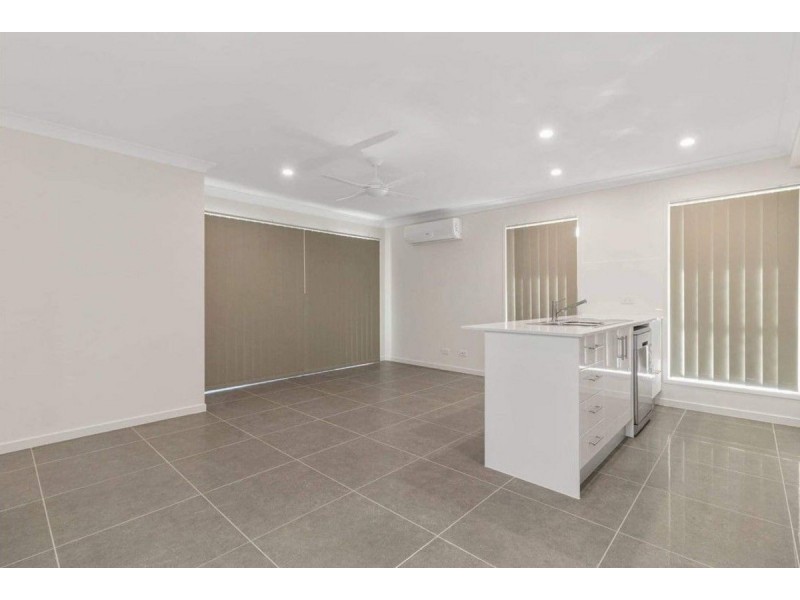 6 Paperbark Place, Ormeau QLD 4208