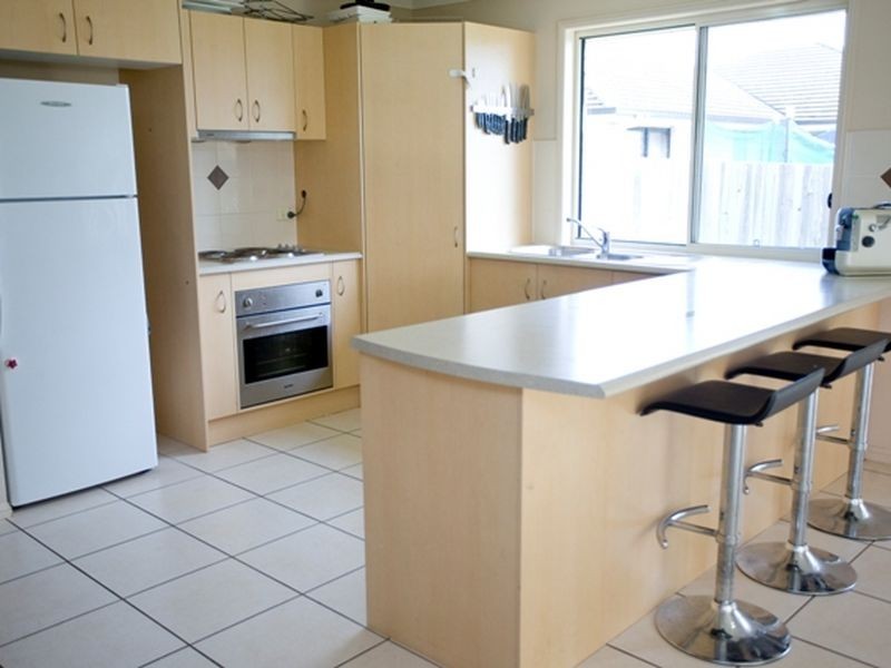 16 Freesia Ct, Ormeau QLD 4208