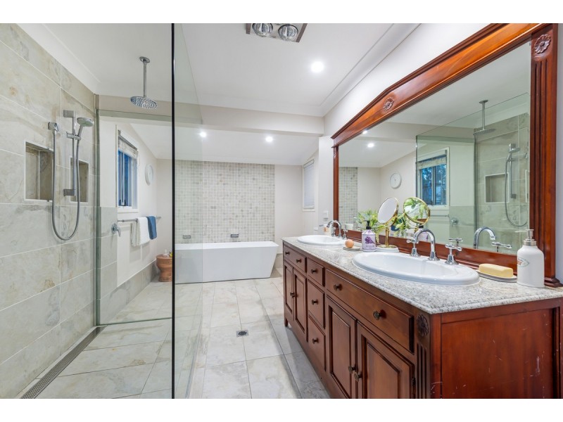 12 Rundle Court, Yatala QLD 4207