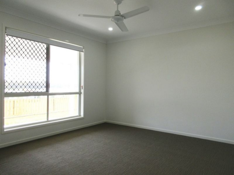 122 Edwardson Drive, Coomera QLD 4209