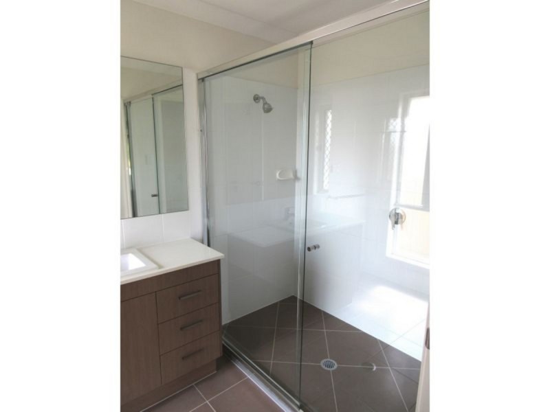 122 Edwardson Drive, Coomera QLD 4209