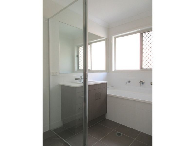 122 Edwardson Drive, Coomera QLD 4209