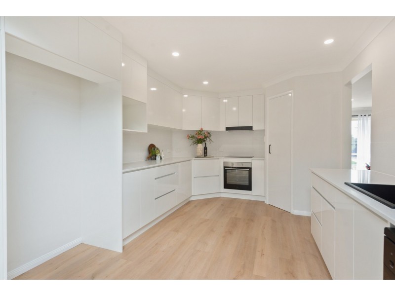 8 Booyong Court, Ormeau QLD 4208