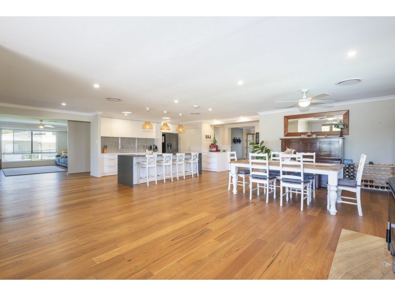 68 Enkleman Road, Yatala QLD 4207