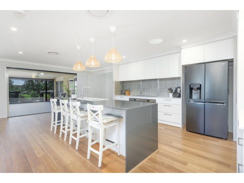 68 Enkleman Road, Yatala QLD 4207