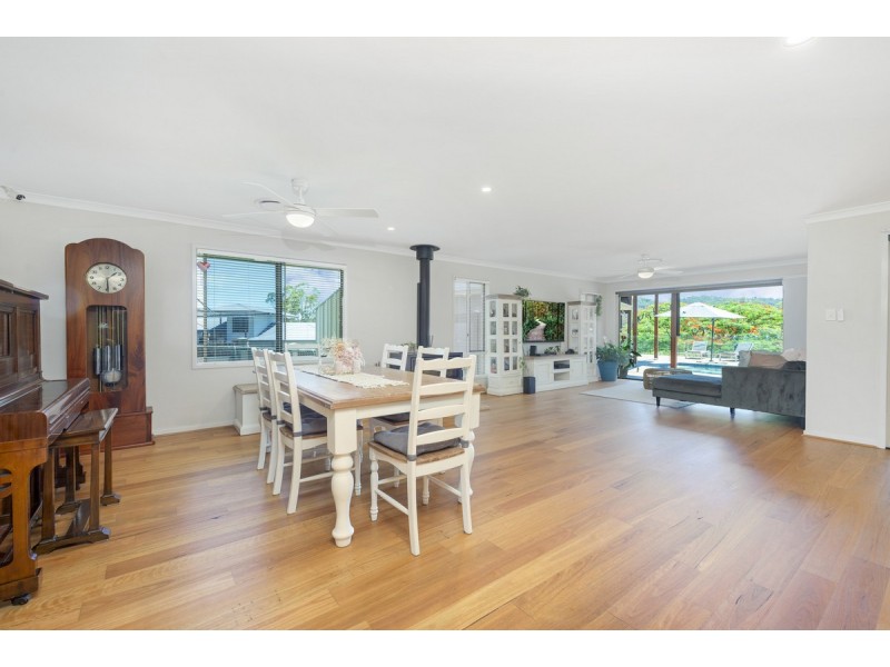 68 Enkleman Road, Yatala QLD 4207