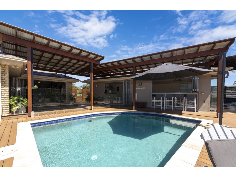 68 Enkleman Road, Yatala QLD 4207