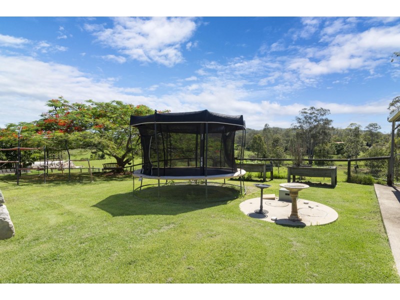 68 Enkleman Road, Yatala QLD 4207