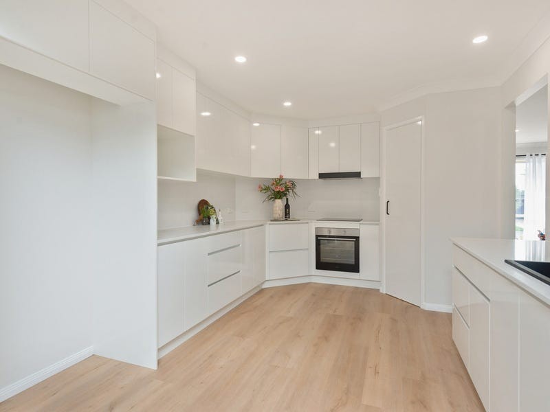 8 Booyong Court, Ormeau QLD 4208