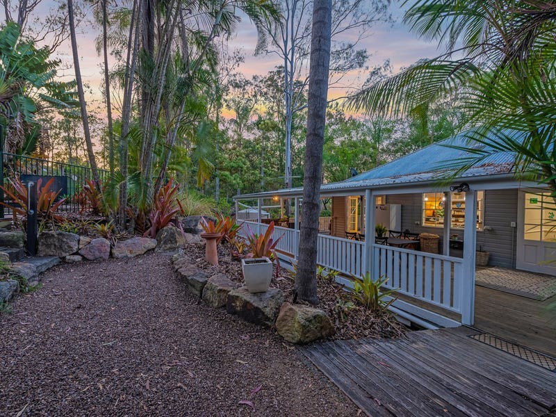 12 Rundle Court, Yatala QLD 4207