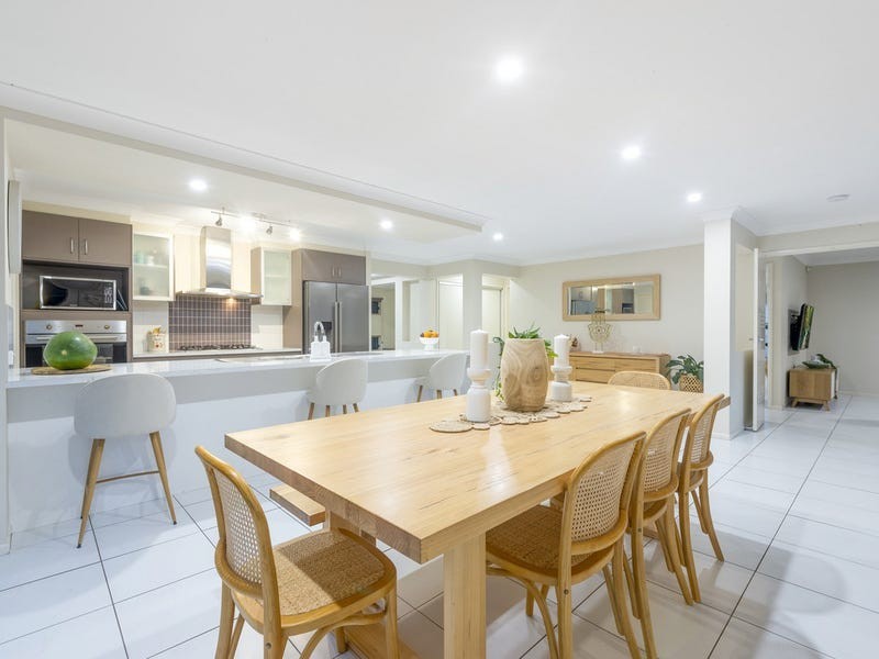 10 Macintosh Court, Ormeau Hills QLD 4208