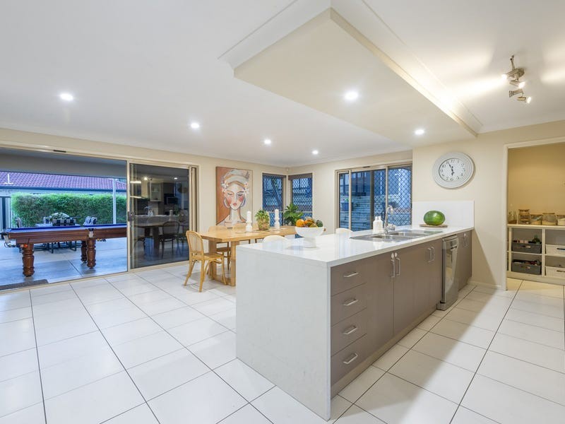 10 Macintosh Court, Ormeau Hills QLD 4208