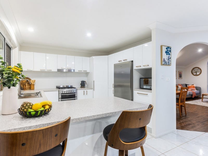 27 Oppermann Drive, Ormeau QLD 4208