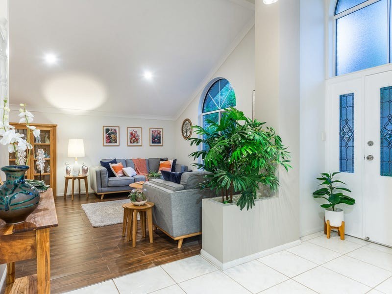 27 Oppermann Drive, Ormeau QLD 4208