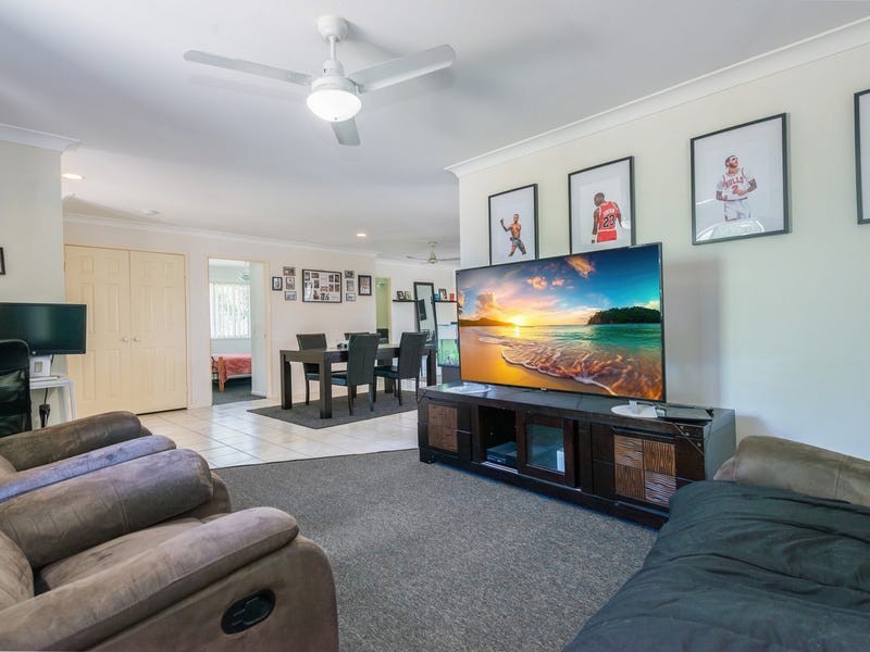 17 Doolan Street, Ormeau QLD 4208