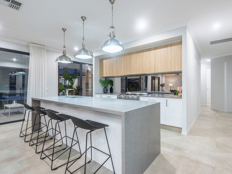 55 Homestead Crescent, Kingsholme QLD 4208