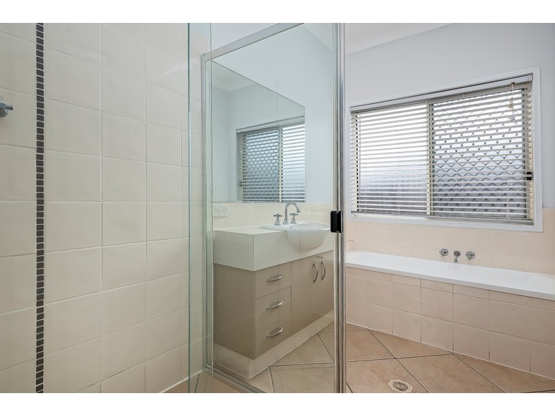 5 Krystle Court, Upper Coomera QLD 4209