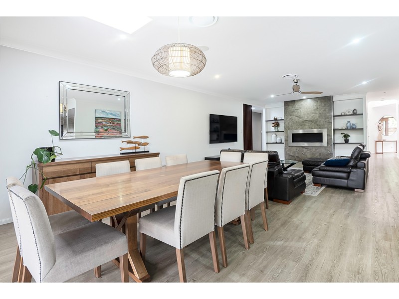 17 Islandview Terrace, Ormeau Hills QLD 4208