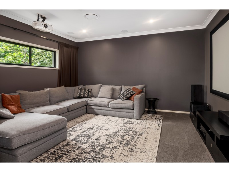 17 Islandview Terrace, Ormeau Hills QLD 4208