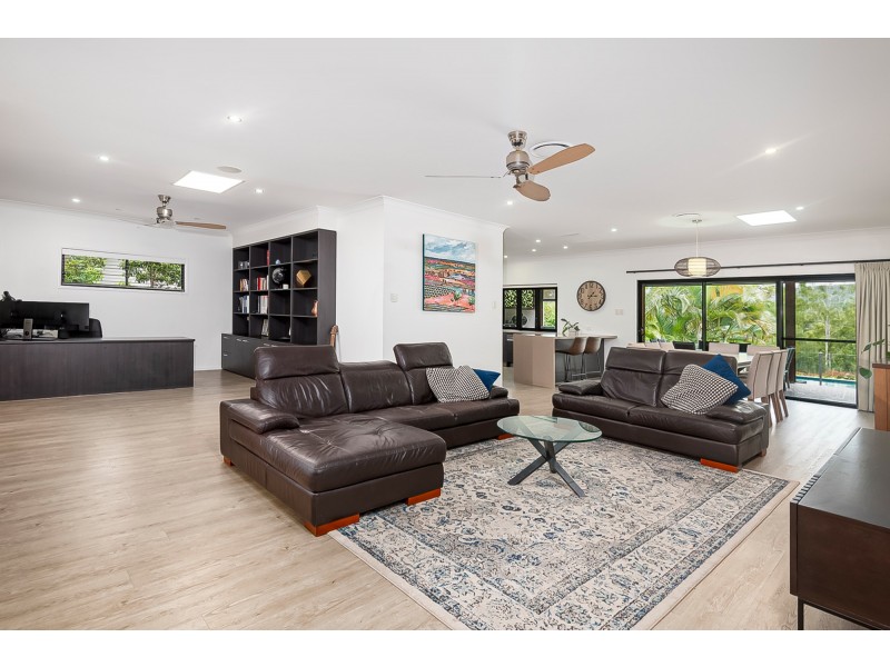 17 Islandview Terrace, Ormeau Hills QLD 4208