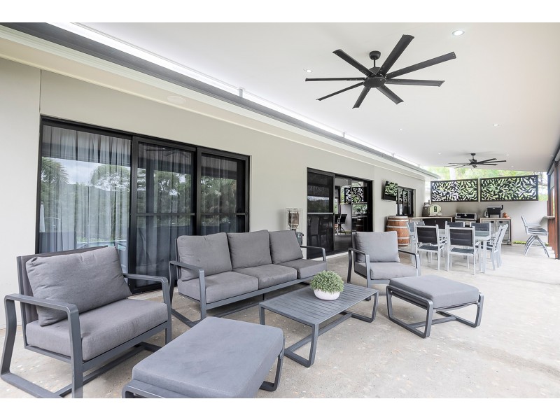 17 Islandview Terrace, Ormeau Hills QLD 4208