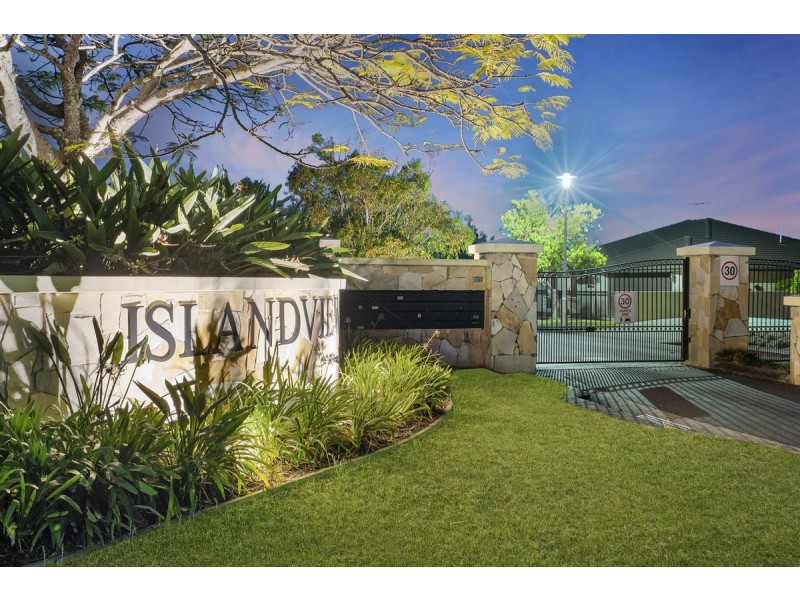 17 Islandview Terrace, Ormeau Hills QLD 4208