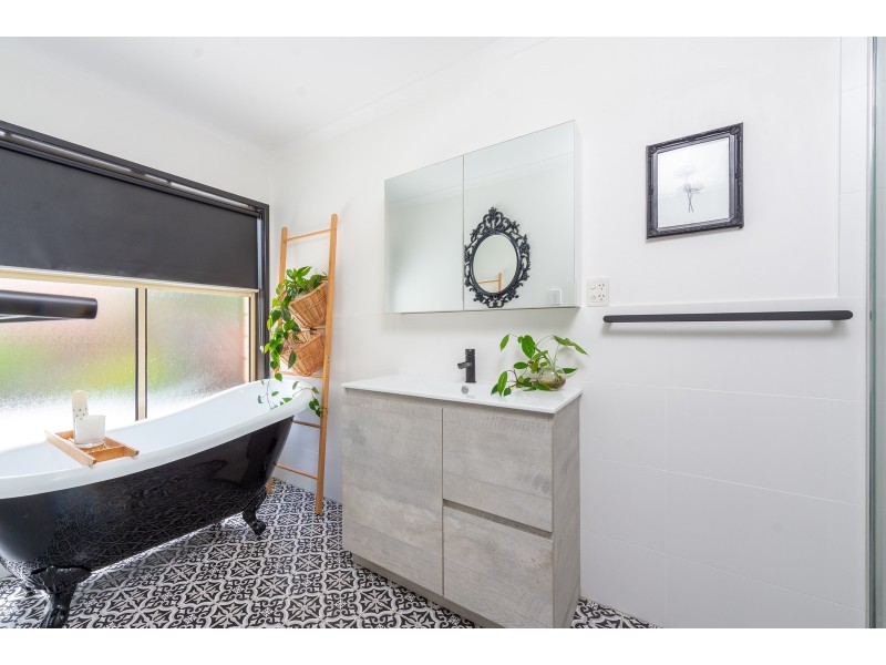 25 Johnson Parade, Ormeau Hills QLD 4208