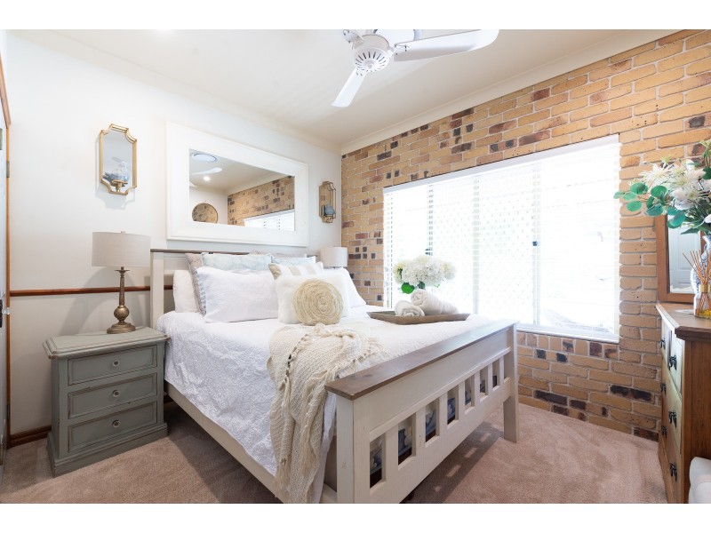 5 Woodville Place, Yatala QLD 4207