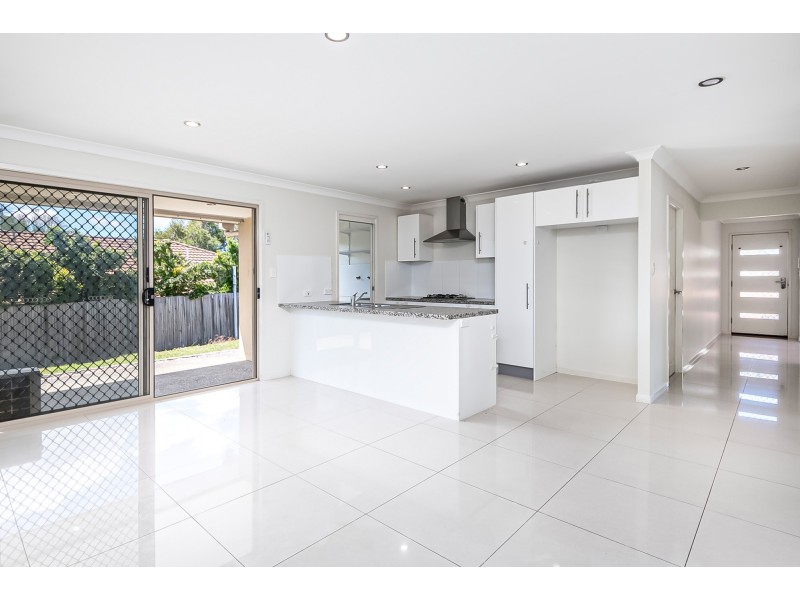 22 Hanover Drive, Pimpama QLD 4209