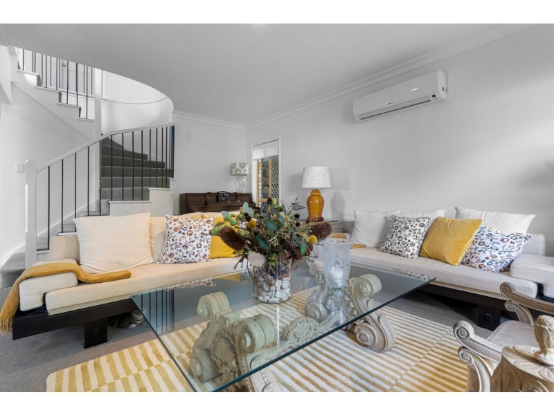 54 Oppermann Drive, Ormeau QLD 4208