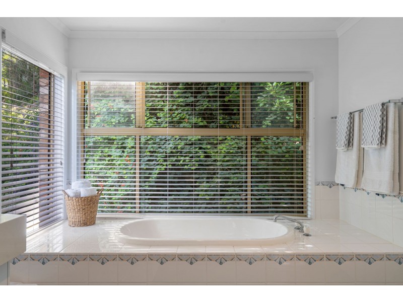 54 Oppermann Drive, Ormeau QLD 4208