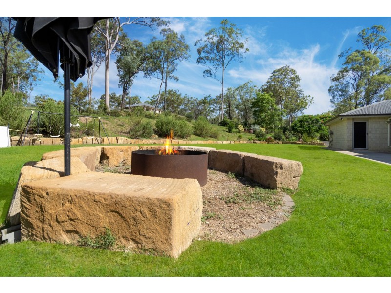 83 Edwards Road, Gatton QLD 4343