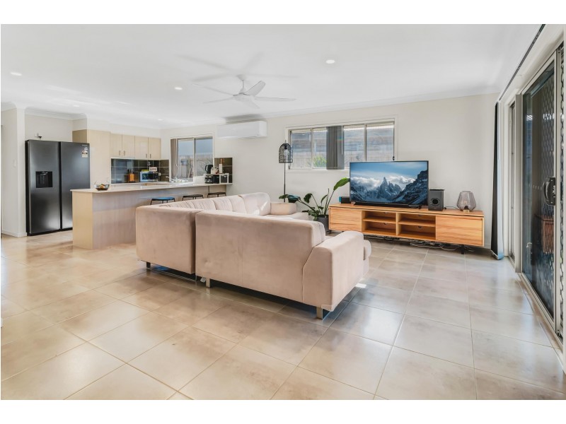 24 Laverton Street, Ormeau QLD 4208