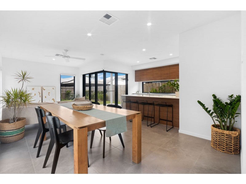 43 Belaroma Street, Ormeau QLD 4208