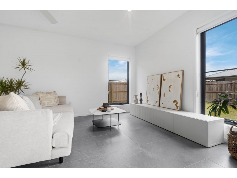 43 Belaroma Street, Ormeau QLD 4208