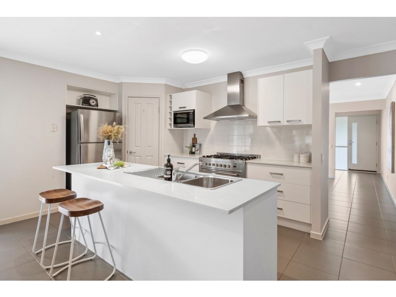 17 Terang Court, Ormeau QLD 4208