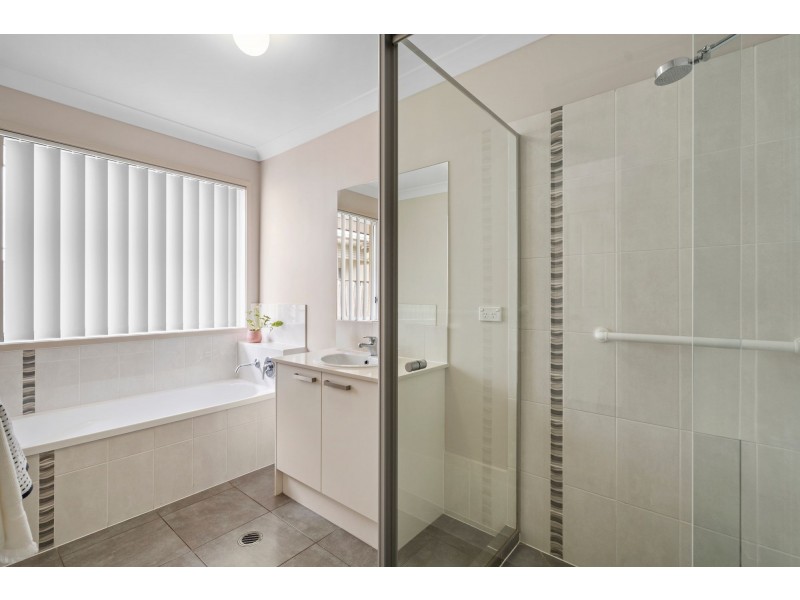 17 Terang Court, Ormeau QLD 4208