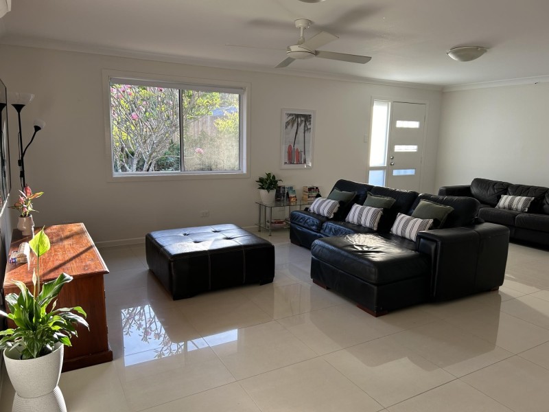 8 Binnowee Way, Pimpama QLD 4209